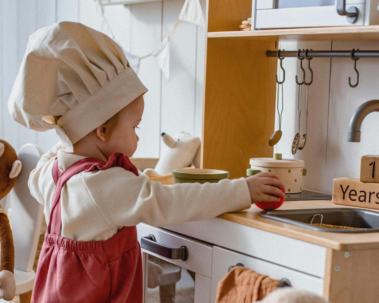 Top 10 Benefits of Wooden Toys (Backed by Research & Real-Life Parenting)